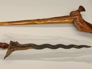 Terpopuler: Keris Naga Siluman Pulang Kampung