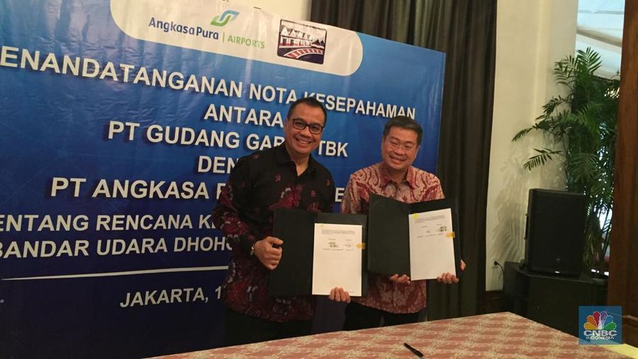 BUMN pengelola bandara, PT AP I akan mengelola bandara yang dibangun oleh Gudang Garam di Kediri, Jawa Timur.