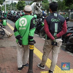 Grab & Gojek Rambah Bank Digital, Fenomena Apa Ini?