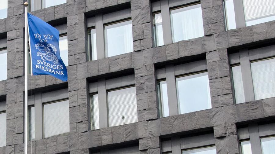 Salah satu Anggota Dewan Gubernur Bank Sentral Swedia (Riksbank) dikabarkan positif corona atau Covid-19.