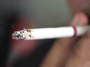 Daya Beli Melemah, Masyarakat Beralih ke Rokok Murah