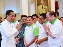 Jokowi: Kerja di Rumah, Jangan Ada PHK
