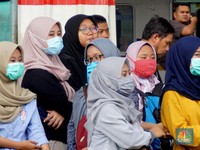 PSBB Masih 'Macan' Kertas, Stasiun KA Ramai Penumpang
