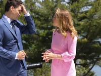 Istri PM Kanada Justin Trudeau Positif Corona