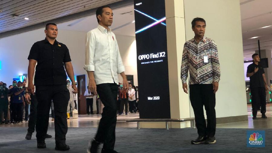 Sudah ada beberapa negara yang melakukan penguncian alias lockdown