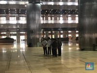 Negara Lain Tutup Masjid Cegah Corona, Jokowi ke Istiqlal
