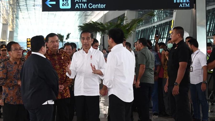 PT Angkasa Pura II (Persero) akan mulau membatasi kegiatan di Terminal 1 dan 2 Bandara Internasional Soekarno-Hatta.