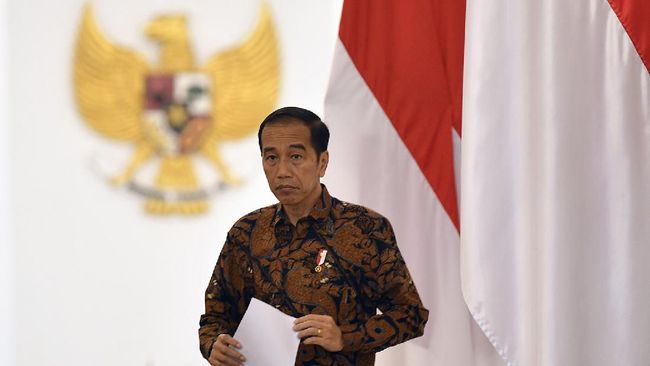 Jokowi Tegaskan Penundaan Cicilan Ojol Mulai April - CNN Indonesia