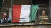 Hingga Senin (16/3) tercatat 1.809 orang, bertambah 368 orang di Italia meninggal akibat terinfeksi virus corona. (AP Photo/Alessandra Tarantino)