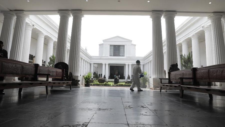 Museum Nasional menunda beberapa kegiatan.