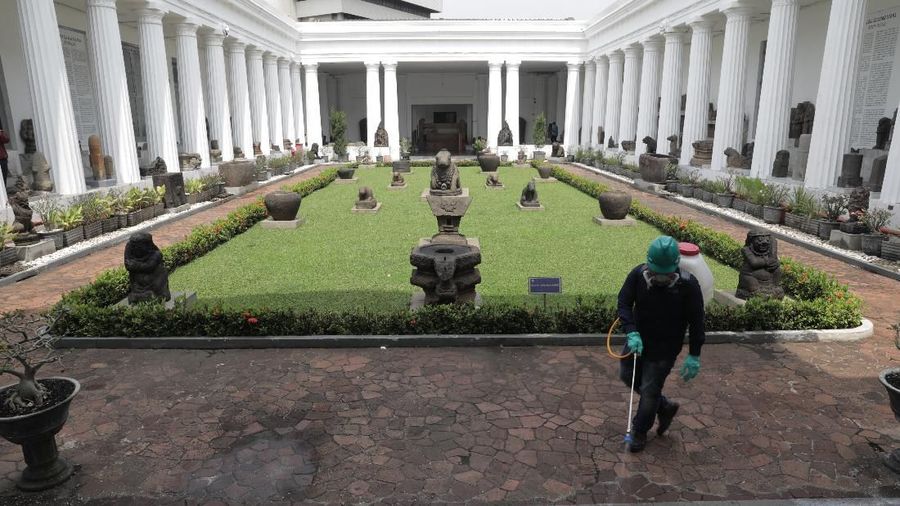 Museum Nasional menunda beberapa kegiatan.