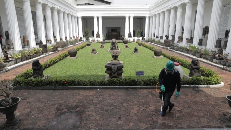 Museum Nasional menunda beberapa kegiatan.