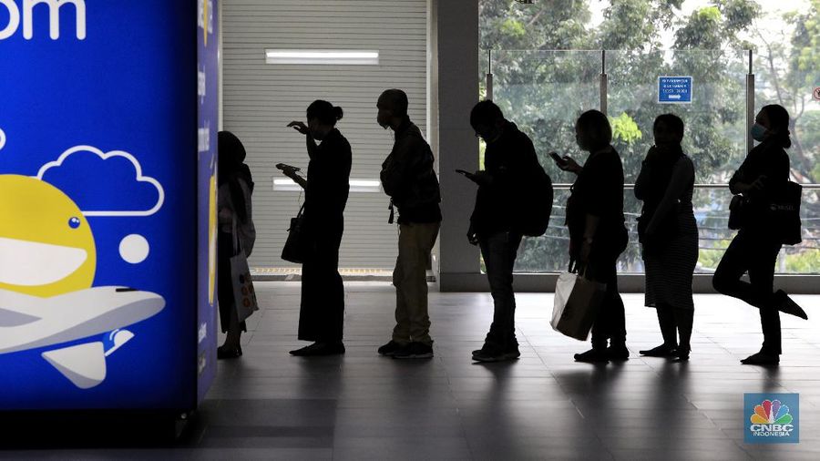 Sampai saat ini belum ada kebijakan pemerintah pusat atau daerah soal kebijakan lockdown total.