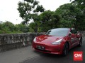 Polisi Bakal Tes Mobil Listrik Tesla Model 3 di Jalan Tol