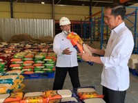 Badan Pangan Jokowi Jaga Stok Beras-Cabai, Bulog Bagaimana?