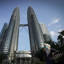 Malaysia Resesi, Rekor Terburuk Sejak 1998