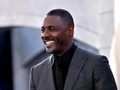 Beres Karantina, Idris Elba Tak Bisa Mudik ke London