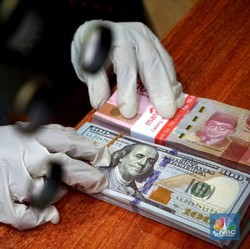 Rupiah Dihajar, BI Intervensi 'Total Football'