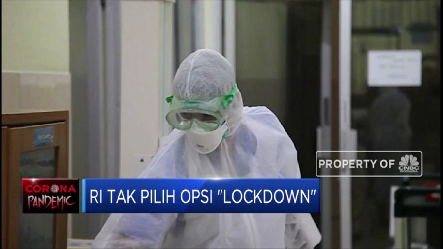 Presiden Joko Widodo (Jokowi) menjelaskan rinci perbedaan lockdown dengan Pembatasan Sosial Berskala Besar (PSBB).
