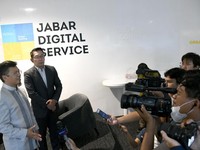 Kunjungi Jabar Command Center, Aa Gym Apresiasi Pikobar
