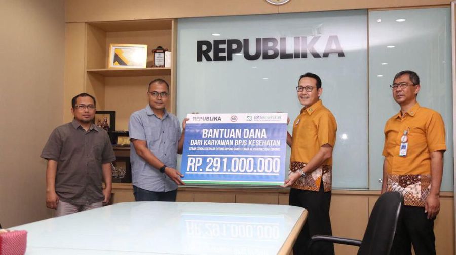 BPJS Kesehatan, Ikatan Dokter Indonesia (IDI) dan Republika menggalang dana untuk membantu kebutuhan Alat Pelindung Diri (APD) bagi tenaga medis.