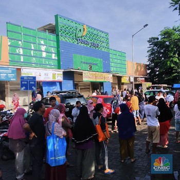 Operasi Pasar Cegah Panic Buying di Tengah Corona