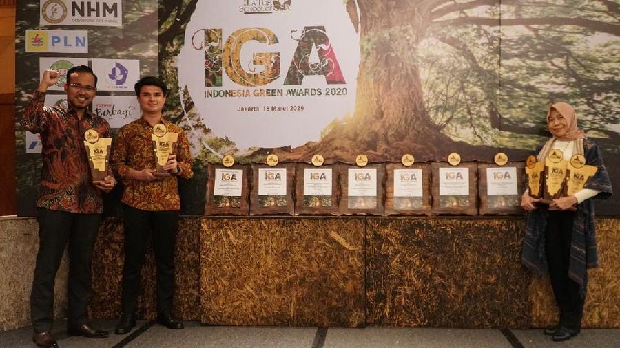 PLN kembali mengukir prestasi di ranah Corporate Social Responsibility (CSR).