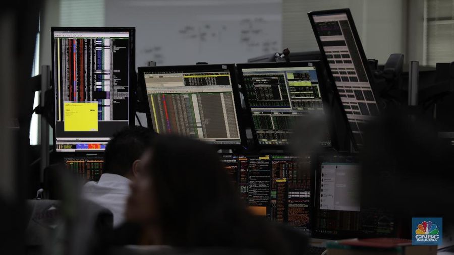 Ilustrasi Pialang Mandiri. (CNBC Indonesia/Tri Susilo)