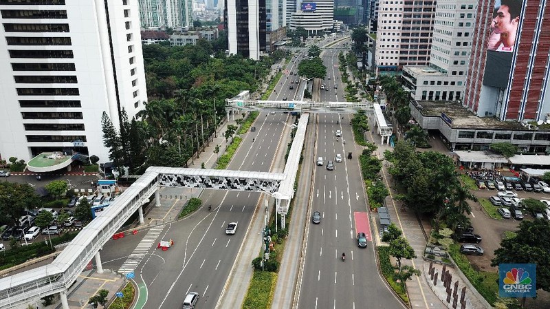 Sejumlah kantor swasta dan pemerintahan di Jakarta memberlakukan work from home mengikuti imbauan Pemprov DKI Jakarta.