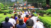 Tahun ini, umat Hindu Bali di Indonesia merasakan suasana Melasti yang berbeda dibanding sebelumnya, lebih sunyi karena epidemi corona. (ANTARA FOTO/Umarul Faruq/foc.)