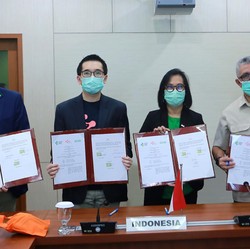 Screening Online COVID-19 Bisa Lewat Grab Health