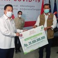 Dukung Perang Lawan Corona, Adaro Serahkan Bantuan Rp 20 M