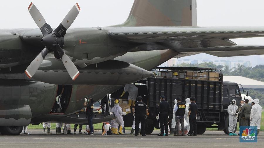 Berikut rangkuman berita foto sepekan yang dirangkum, mulai pengoprasian wisma atlet hingga Sudjiatmi Notomiharjo ibunda Jokowi wafat.