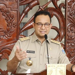 Anies Buka Peluang Grab & Gojek Cs Bawa Penumpang Ketika PSBB