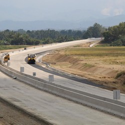 6 Tol Ini Bikin Jarak Serasa Sejengkal, Terima Kasih Jokowi