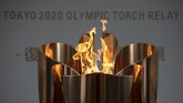 Api Olimpiade terus menyala kendati santer terdengar kabar pengunduran penyelenggaraan Olimpiade 2020 lantaran virus corona. (AP Photo/Jae C. Hong)
