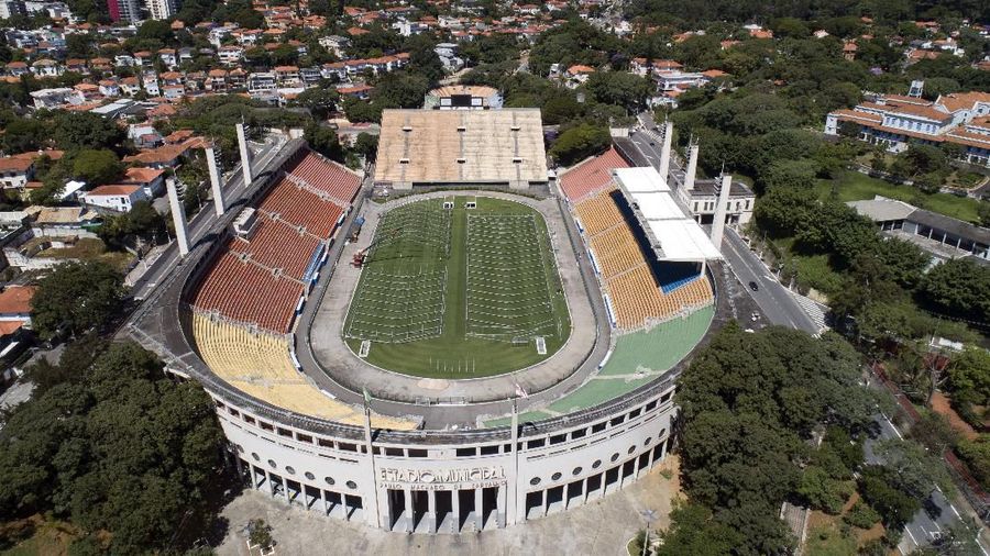 Stadion Pacaembu di pusat kota São Paulo diubah menjadi rumah sakit terbuka untuk menangani kasus-kasus dari wabah coronavirus.