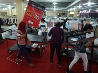Kasih Diskon Gila-gilaan, Kuy Serbu Toko-toko ini Gaes!