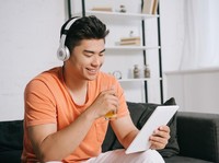9 Wejangan Buat Anda yang Berusia 18 Tahun Biar Kaya Raya