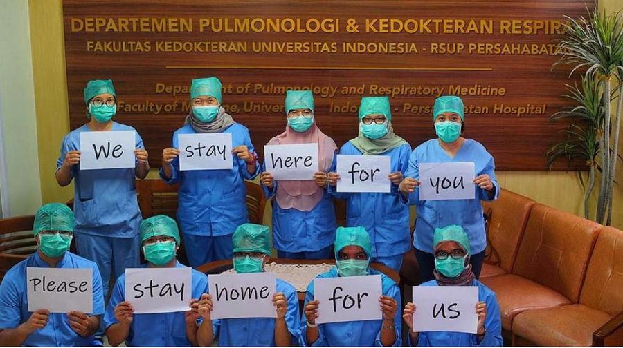 Tenaga medis sudah kewalahan, APD minim dan tenaga makin berkurang, sementara pasien terus membludak