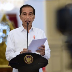 Tolong Dengarkan Pak Jokowi! Harus Lebih Tegas Tangani Corona
