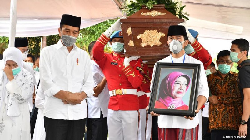 Sudjiatmi Notomihardjo meninggal dunia pada Rabu (25/3/2020). .