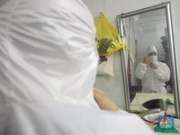 Gorontalo Minerals Sumbangkan APD untuk Puskemas Bone Bolango
