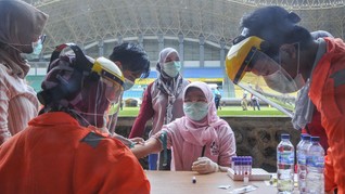 Baru Dibuka Sehari, 10 Ribu Warga Daftar Tes Corona di Jabar