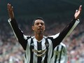 Mantan Bintang Liga Inggris Minta Maaf Langgar Aturan Corona