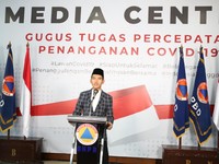 Demi Label Halal Vaksin, Erick Thohir Kirim MUI ke Tiongkok
