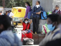 Kacau! Lockdown India Picu Panic Buying & Kesenjangan Sosial
