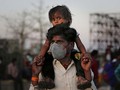 Pil Pahit Lockdown bagi Warga Permukiman Kumuh India