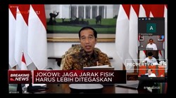 Jokowi: Aturan Social Distancing Harus Lebih Tegas & Disiplin