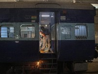 Tragis! 12 Orang Tewas Tertabrak Kereta, Ini Kronologinya